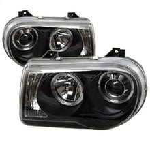 Cargar imagen en el visor de la galería, Spyder Chrysler 300C 05-10 Projector Headlights LED Halo LED Blk (Not Included) PRO-YD-C300C-HL-BK