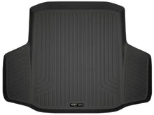 Cargar imagen en el visor de la galería, Husky Liners 2018 Honda Accord WeatherBeater Cargo Liner - Negro (solo modelos sedán)