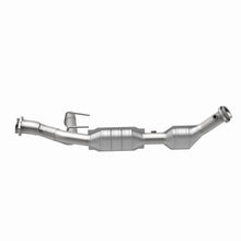 Cargar imagen en el visor de la galería, MagnaFlow Conv DF 03-04 Exped 4.6L Passenger Side OEM