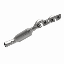 Cargar imagen en el visor de la galería, MagnaFlow Converter Direct Fit 07-10 BMW X5 4.8L V8
