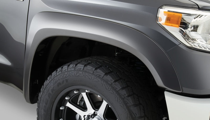 Bushwacker 14-18 Toyota Tundra Fleetside Extend-A-Fender estilo bengalas 4 piezas - negro