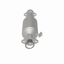 Cargar imagen en el visor de la galería, MagnaFlow Conv DF 81-83 Toyota Pick Up 2.4L