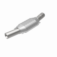 Cargar imagen en el visor de la galería, MagnaFlow Conv DF GM 25inch x 7inch x 4inch 2.5/2.5inch