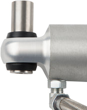 Cargar imagen en el visor de la galería, 885-24-183_fox-truck-performance-reservoir-shock-cu-a.jpg
