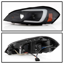 Cargar imagen en el visor de la galería, Spyder 06-13 Chevy Impala / 06-07 Chevy Monte Carlo Projector Headlights - Light Bar - Black