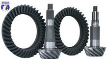 Cargar imagen en el visor de la galería, Yukon Gear High Performance Gear Set For Chrysler 8.75in w/41 Housing in a 3.55 Ratio