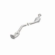 Cargar imagen en el visor de la galería, MagnaFlow Conv DF 1991 BMW 318I 1.8L