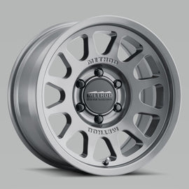 Method MR703 Rueda de titanio brillante CB de 16x8 0 mm con desplazamiento 6x5,5 de 106,25 mm