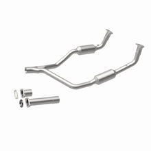 Cargar imagen en el visor de la galería, MagnaFlow Conv Direct Fit 90-93 Land Rover Range Rover 3.9L V8