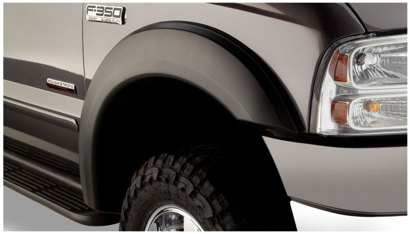 Bushwacker 99-07 Ford F-250 Super Duty Styleside Extend-A-Fender estilo bengalas 4 piezas - negro