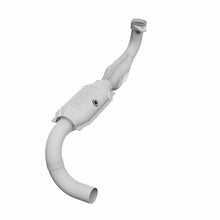 Cargar imagen en el visor de la galería, MagnaFlow Conv DF 04-06 Ford F-150 Pick Up (Exc Heritage) / 06 Lincoln Mark LT Truck Driver Side