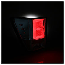 Cargar imagen en el visor de la galería, Spyder Jeep Grand Cherokee 05-06 Version 2 Light Bar LED Tail Lights - Chrome