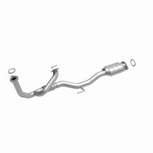 Cargar imagen en el visor de la galería, MagnaFlow Conv DF 97-98 Toyota Avalon Camry 3