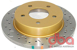 DBA 94-04 Mustang Exc. Rotor trasero perforado y ranurado Serie 4000 Cobra/Bullitt/Mach1