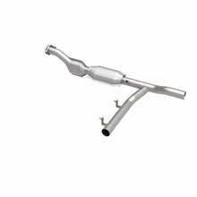 Cargar imagen en el visor de la galería, MagnaFlow Conv DF F150/F250 97-98 4.6L PS 4wd