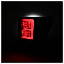 Cargar imagen en el visor de la galería, Spyder Jeep Grand Cherokee 05-06 Version 2 Light Bar LED Tail Lights - Black