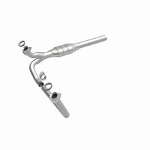 Cargar imagen en el visor de la galería, MagnaFlow Conv DF Chevrolet/GMC 1500 1/2 Ton