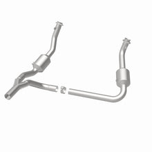 Cargar imagen en el visor de la galería, MagnaFlow 10-11 Jeep Wrangler 3.8L Direct Fit CARB Compliant Catalytic Converter
