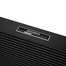 Cargar imagen en el visor de la galería, Mishimoto 03-07 Ford 6.0L Powerstroke Intercooler Kit con tubos (negro)
