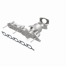 Cargar imagen en el visor de la galería, Magnaflow Conv DF 01-05 Volvo S60 2.4L Manifold