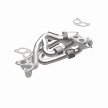 Cargar imagen en el visor de la galería, MagnaFlow Conv Direct Fit OEM 16-17 Subaru Impreza/Forester Underbody
