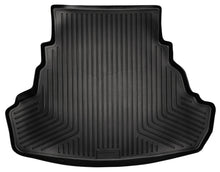 Cargar imagen en el visor de la galería, Husky Liners 13-14 Toyota Avalon Limited/XLE WeatherBeater Revestimiento para maletero negro
