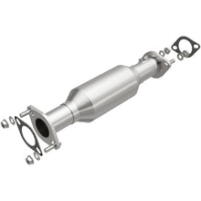 Cargar imagen en el visor de la galería, MagnaFlow Conv DF 04-06 Outlander 2.4L