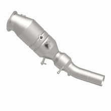 Cargar imagen en el visor de la galería, MagnaFlow OEM Grade 13-17 BMW X3 Direct Fit Catalytic Converter