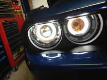 Cargar imagen en el visor de la galería, ANZO 2008-2014 Dodge Challenger Projector Headlights w/ Halo Black (CCFL)