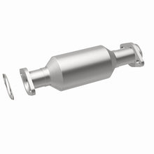 Cargar imagen en el visor de la galería, MagnaFlow Conv DF California Grade 87-90 Mitsubishi Van 2.4L
