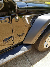 Cargar imagen en el visor de la galería, Oracle Sidetrack LED System For Jeep Wrangler JL/ Gladiator JT SEE WARRANTY