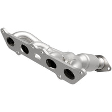 Cargar imagen en el visor de la galería, MagnaFlow OEM Grade 12-17 Toyota Prius C Federal / EPA Compliant Manifold Catalytic Converter