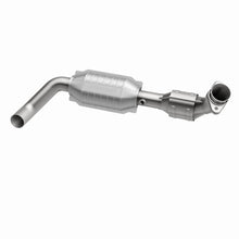 Cargar imagen en el visor de la galería, MagnaFlow Catalytic Converter DF 04-06 F-150 Pickup 5.4L 2WD D/S