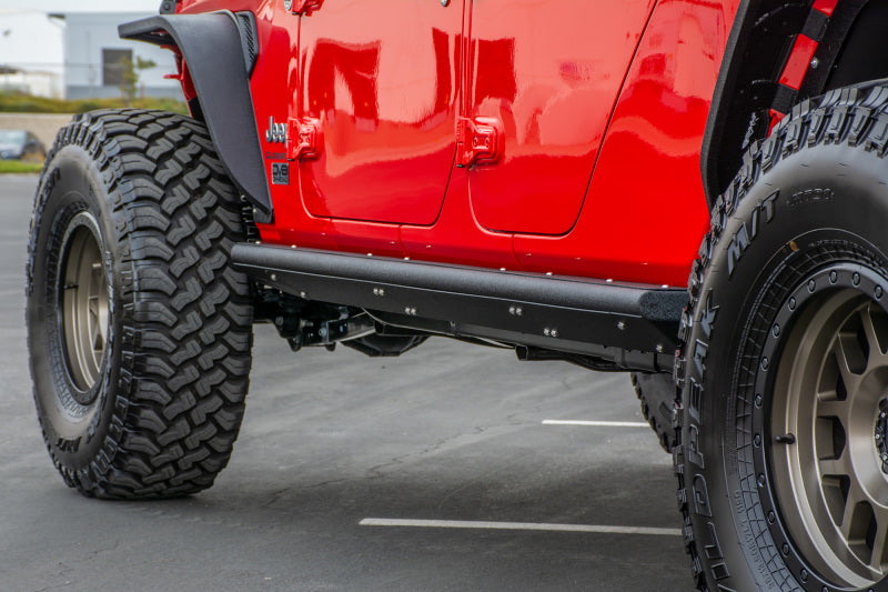 DV8 Offroad 2019+ Jeep Gladiator Escalón lateral/deslizadores