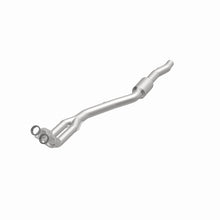 Cargar imagen en el visor de la galería, MagnaFlow Conv Direct Fit OEM 96-98 BMW 740iL 4.4L