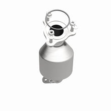 Cargar imagen en el visor de la galería, Magnaflow Conv DF 2010-2011 LaCrosse 3.6 L Underbody