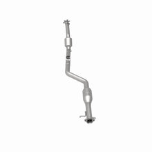 Cargar imagen en el visor de la galería, MagnaFlow Conv DF 99-02 Mercedes SL500 5.0L