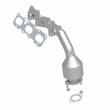 Cargar imagen en el visor de la galería, Magnaflow Conv DF 2007-2009 Sorento 3.3 3.8 L Manifold