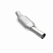 Cargar imagen en el visor de la galería, MagnaFlow Conv DF GM 25inch x 7inch x 4inch 2.5/2.5inch