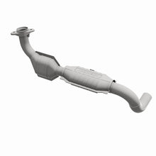 Cargar imagen en el visor de la galería, MagnaFlow Conv DF 04-06 Ford F-150 Pick Up (Exc Heritage) / 06 Lincoln Mark LT Truck Driver Side