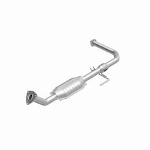 Cargar imagen en el visor de la galería, MagnaFlow Conv DF 00-04 Toyota Tundra V8 4.7L Gas