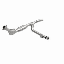 Cargar imagen en el visor de la galería, MagnaFlow Conv DF 01 Ford F150 5.4L