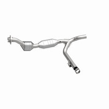 Cargar imagen en el visor de la galería, MagnaFlow Conv DF 99 Ford F-150 4.6L