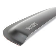 Cargar imagen en el visor de la galería, Rugged Ridge Front Window Visors Black 99-07 GM Pickup &amp; SUV