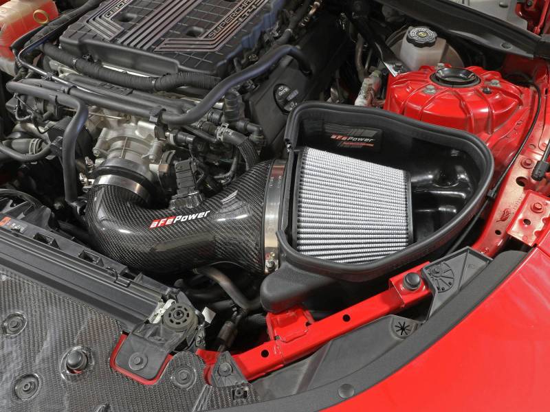 aFe 17-12 Chevrolet Camaro ZL1 (6.2L-V8) Sistema CAI de fibra de carbono Track Series con filtros Pro-DRY S