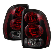 Cargar imagen en el visor de la galería, Xtune Chevy Trailblazer 02-09 w/ Circuit Board Model Tail Lights OEM ALT-JH-CTB02-OE-RC