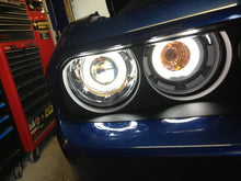 Cargar imagen en el visor de la galería, ANZO 2008-2014 Dodge Challenger Projector Headlights w/ Halo Black (CCFL)