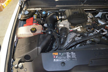 Cargar imagen en el visor de la galería, Admisión Injen 13-14 GMC Duramax LML 6.6L Evolution