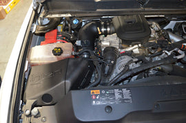 Admisión Injen 13-14 GMC Duramax LML 6.6L Evolution