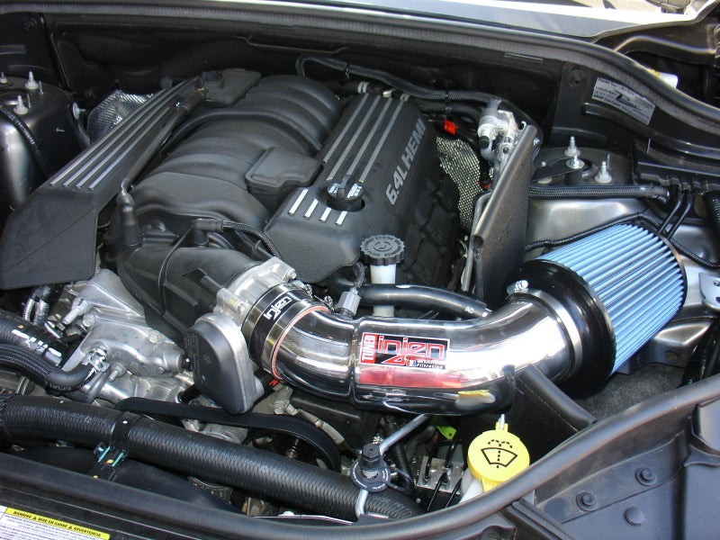 Injen 13 Jeep Grand Cherokee SRT-8 6.4L V8 Entrada de Ram corta pulida con protector térmico